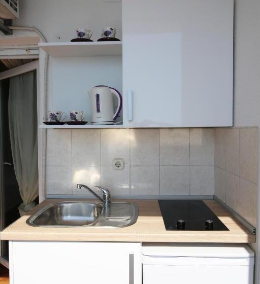 پانسیون Apartmani Daša Tučepi