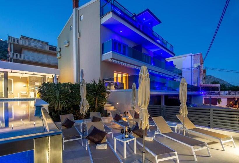 پانسیون Villa Mandalinic