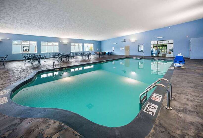 هتل Americinn By Wyndham Green Bay Near Stadium
