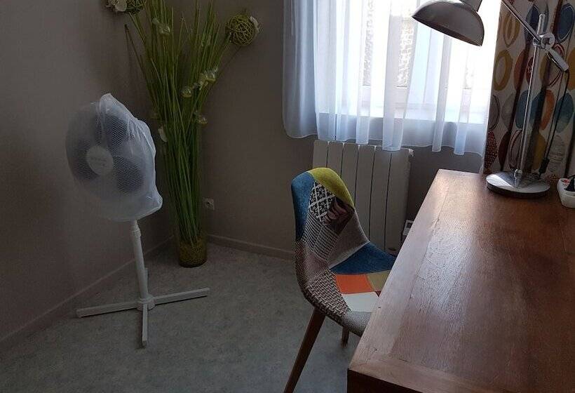 هتل Appartements Du Beffroi