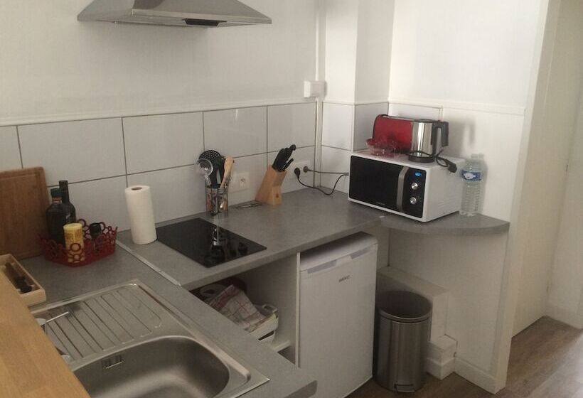 هتل Appartements Du Beffroi