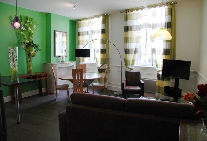 هتل Appartements Du Beffroi