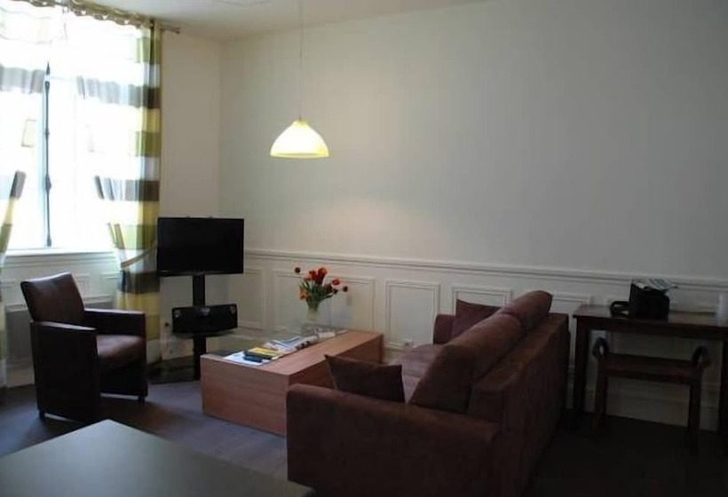 هتل Appartements Du Beffroi