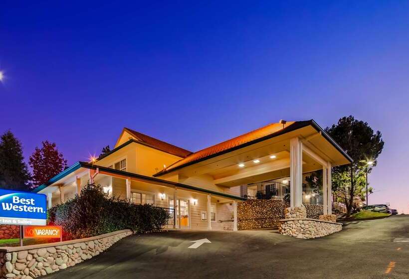 Отель Best Western Cedar Inn & Suites