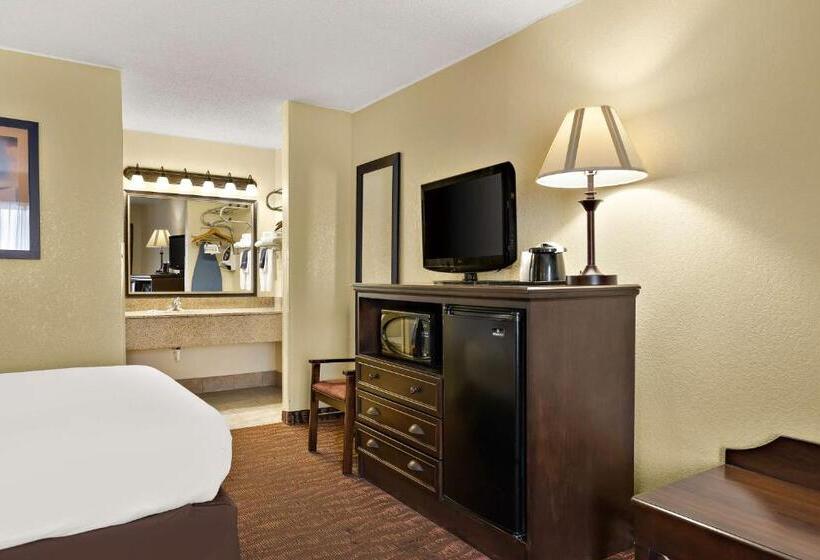 فندق Best Western Center Pointe Inn