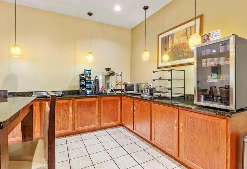 هتل Best Western Clearlake Plaza