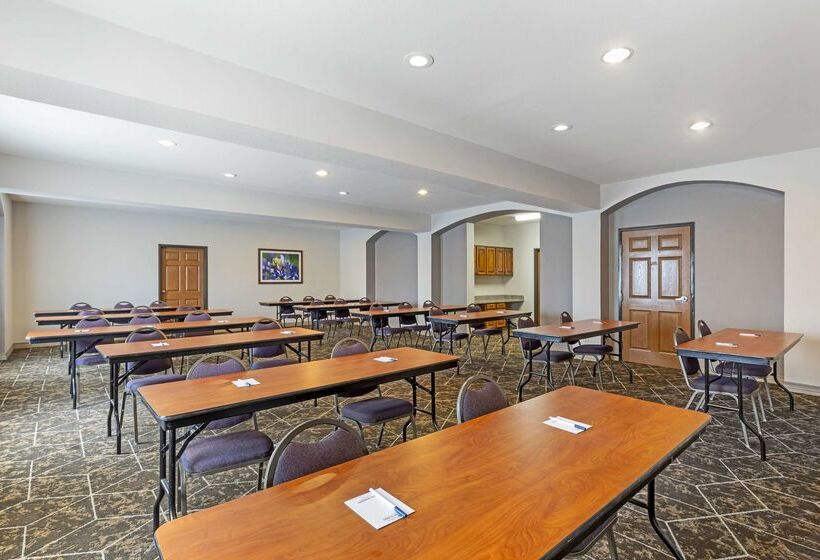 هتل Best Western Fort Worth Inn And Suites