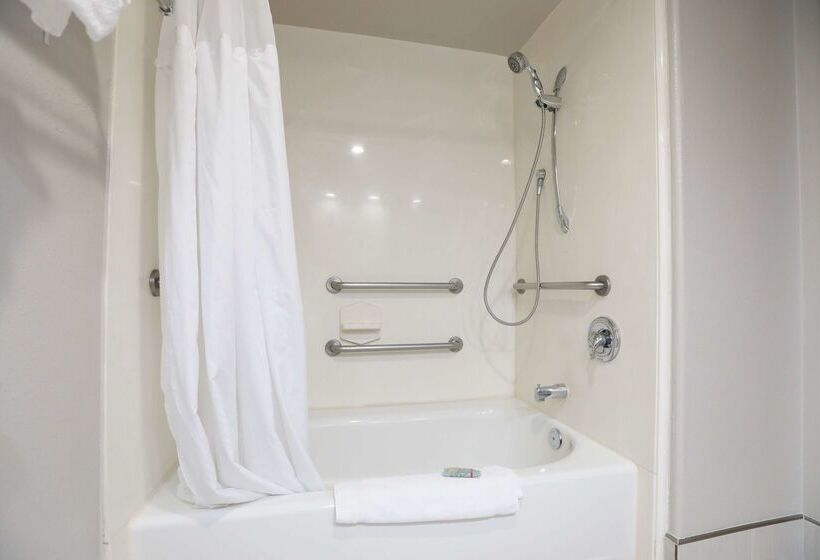 هتل Best Western Lanai Garden Inn & Suites