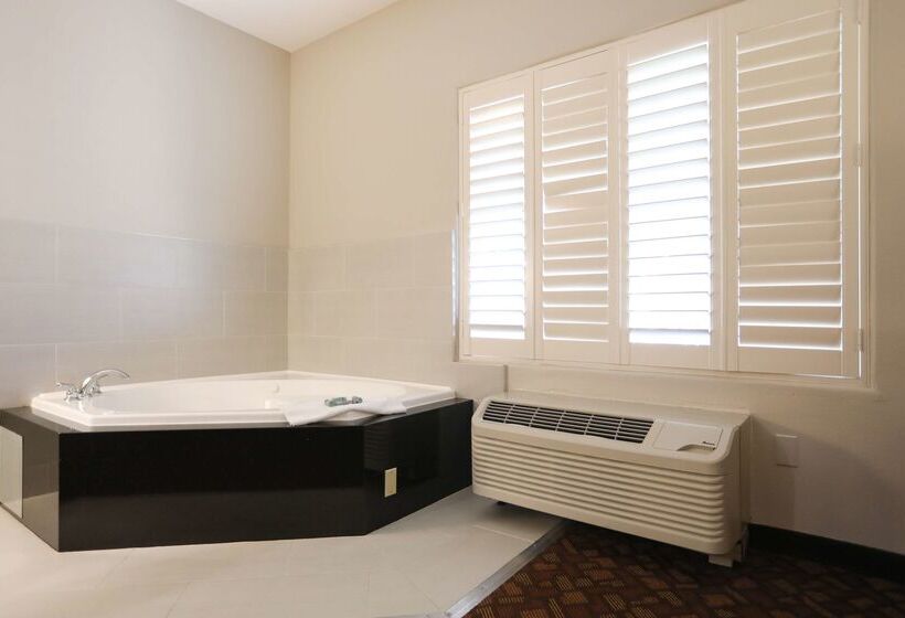 هتل Best Western Lanai Garden Inn & Suites