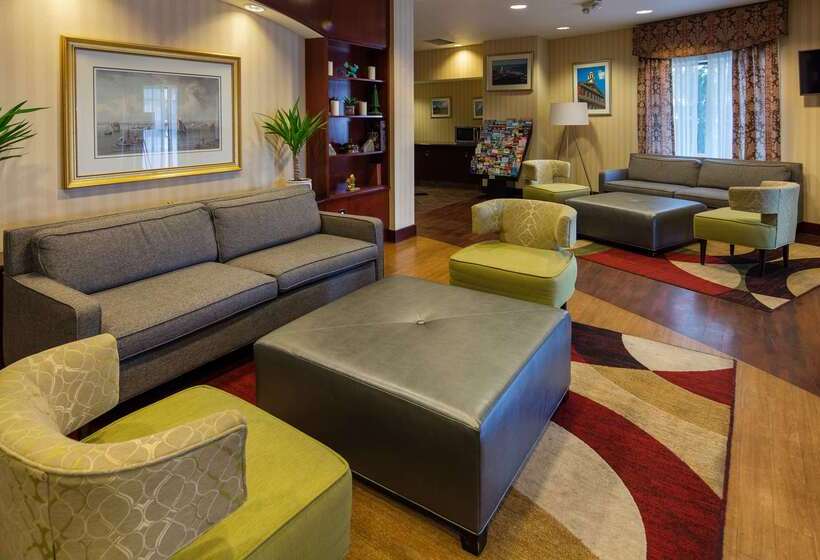 هتل Best Western Plus Boston