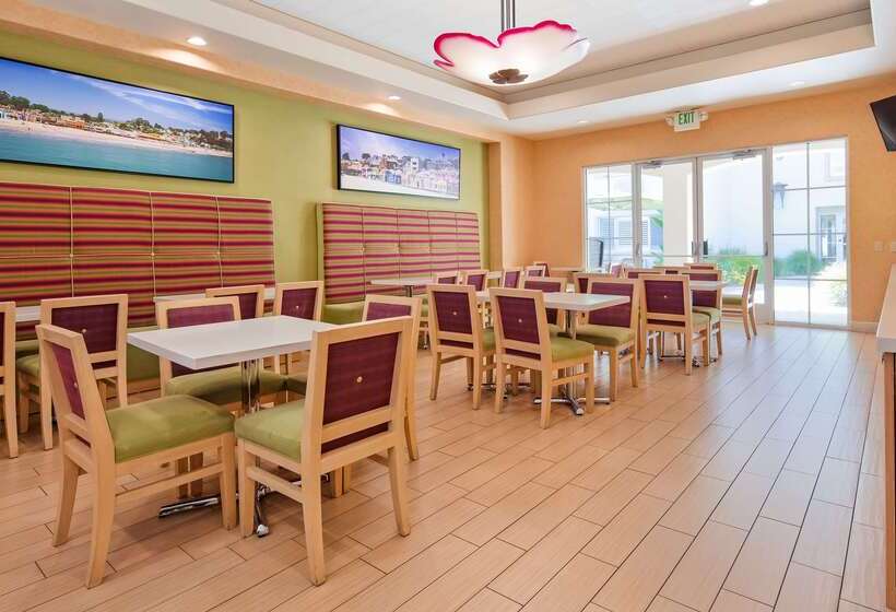 هتل Best Western Plus Capitola By The Sea Inn & Suites