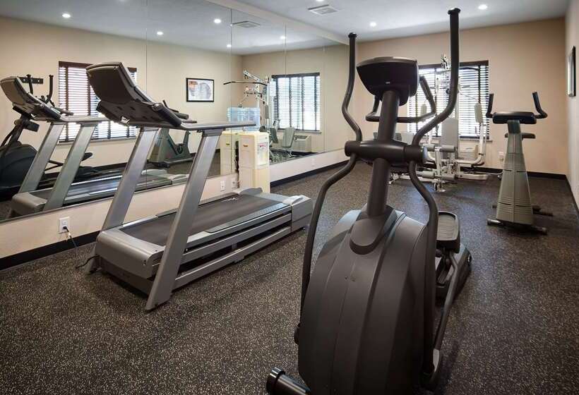 هتل Best Western Plus Gateway Inn & Suites   Aurora
