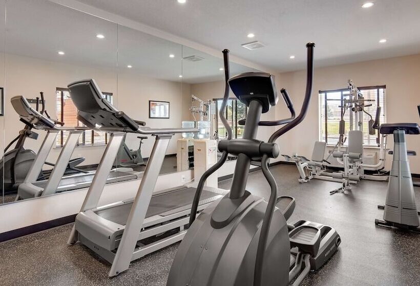 هتل Best Western Plus Gateway Inn & Suites   Aurora