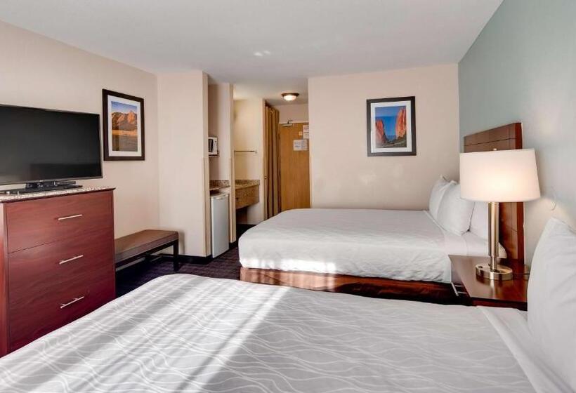 هتل Best Western Plus Gateway Inn & Suites   Aurora