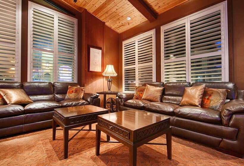 בית מלון כפרי Best Western Plus Humboldt Bay Inn