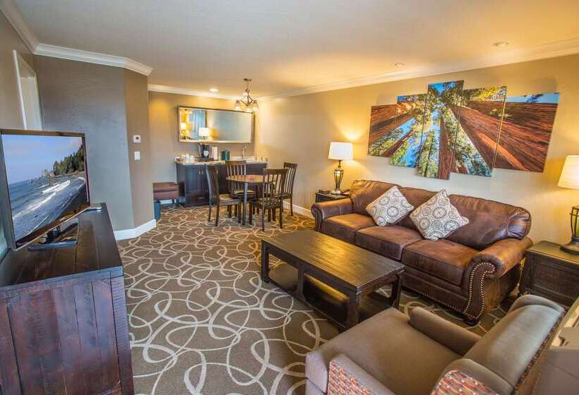 בית מלון כפרי Best Western Plus Humboldt Bay Inn