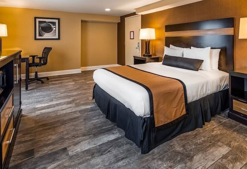 هتل Best Western Plus Newark Airport West