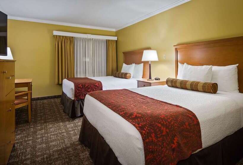 هتل Best Western Plus Windjammer Inn & Conference Center