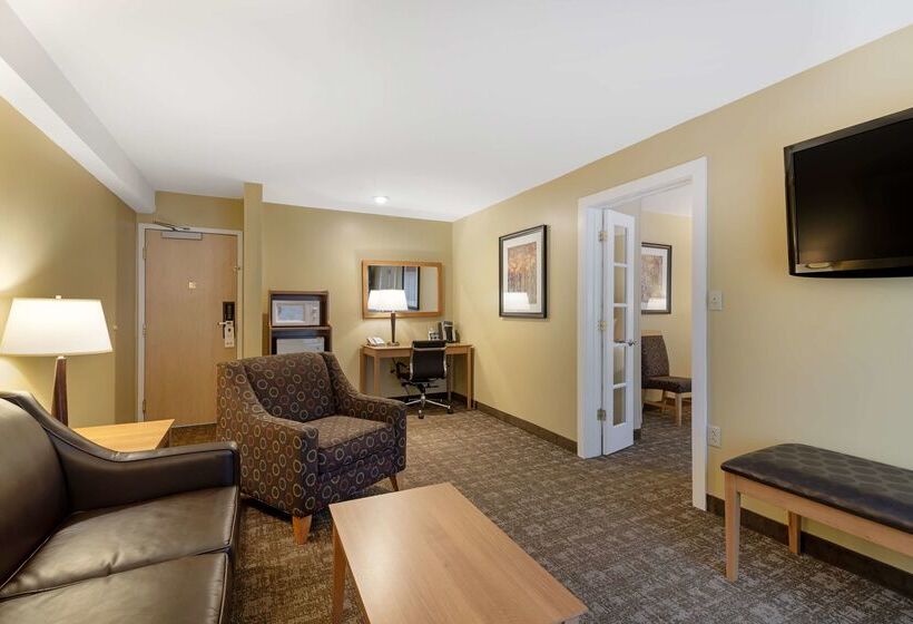 هتل Best Western Plus Windjammer Inn & Conference Center