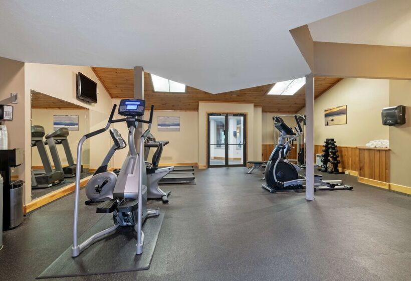 هتل Best Western Plus Windjammer Inn & Conference Center