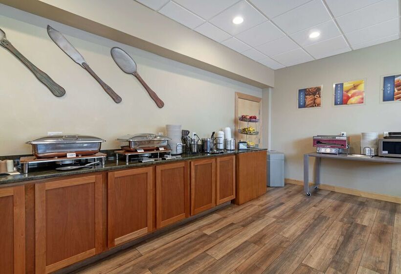 هتل Best Western Plus Windjammer Inn & Conference Center