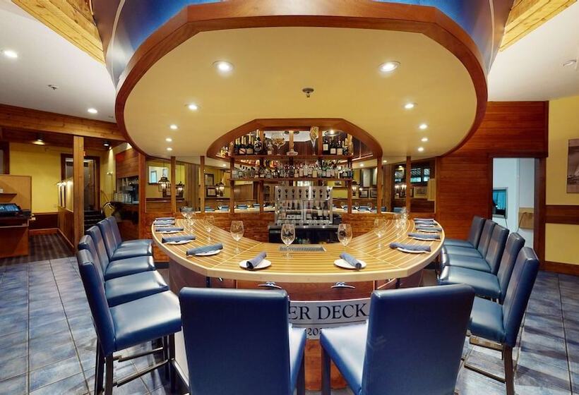 هتل Best Western Plus Windjammer Inn & Conference Center