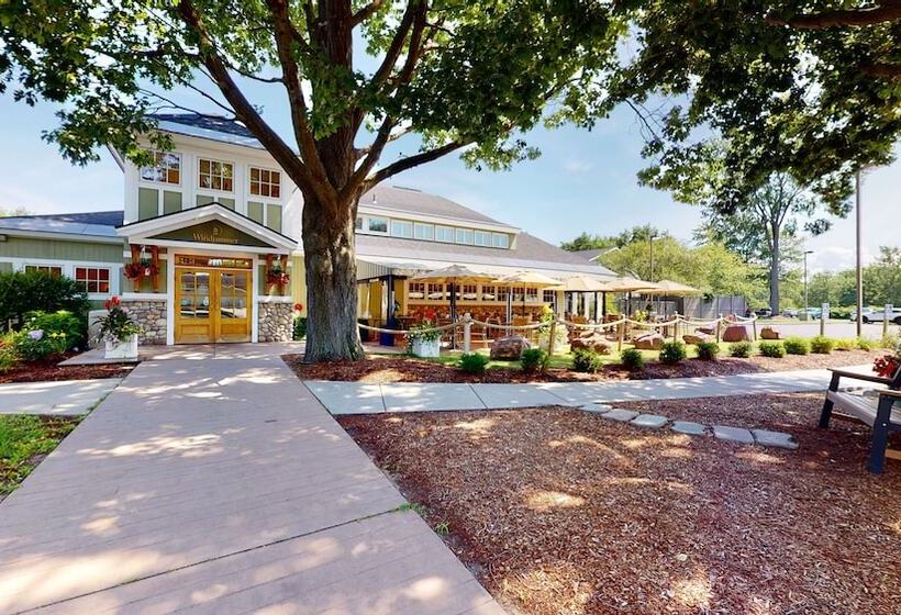 هتل Best Western Plus Windjammer Inn & Conference Center