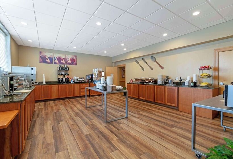 هتل Best Western Plus Windjammer Inn & Conference Center