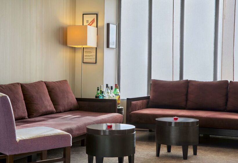 هتل Best Western Rives De Paris La Defense