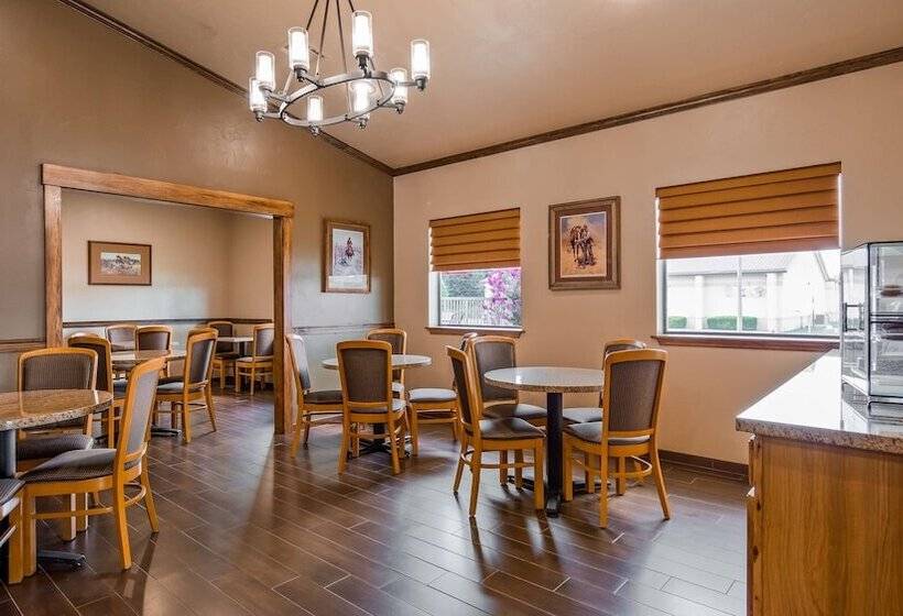 בית מלון כפרי Best Western Timberridge Inn