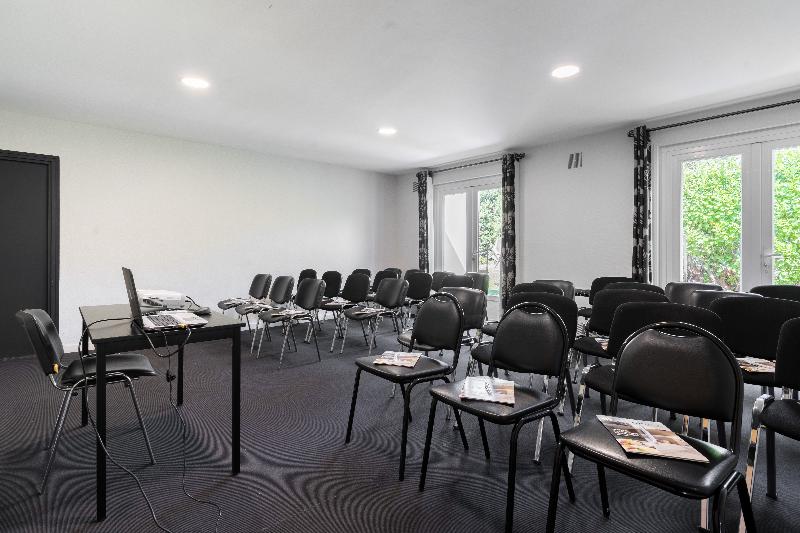 Brit Hotel Avignon Sud Le Calendal