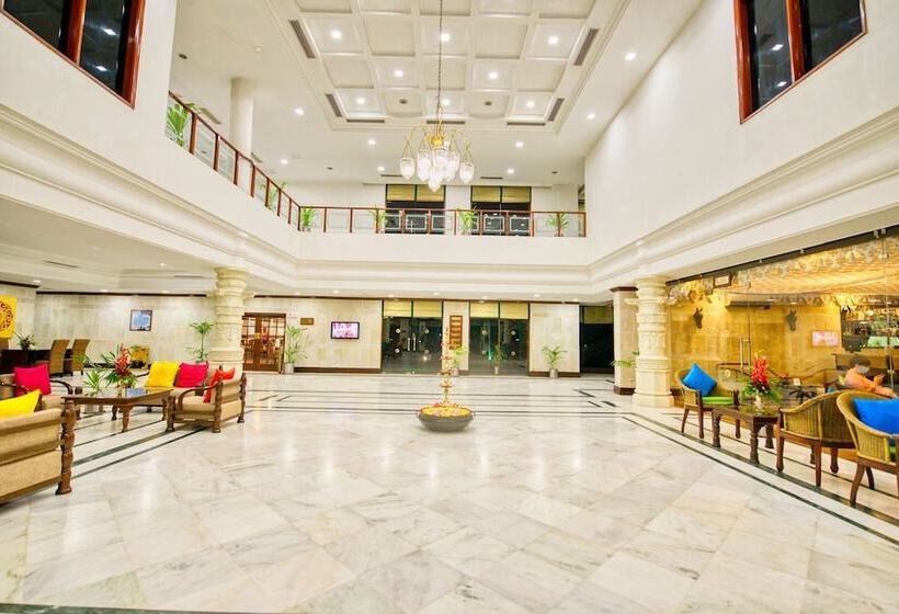 Hotel Clarks Khajuraho