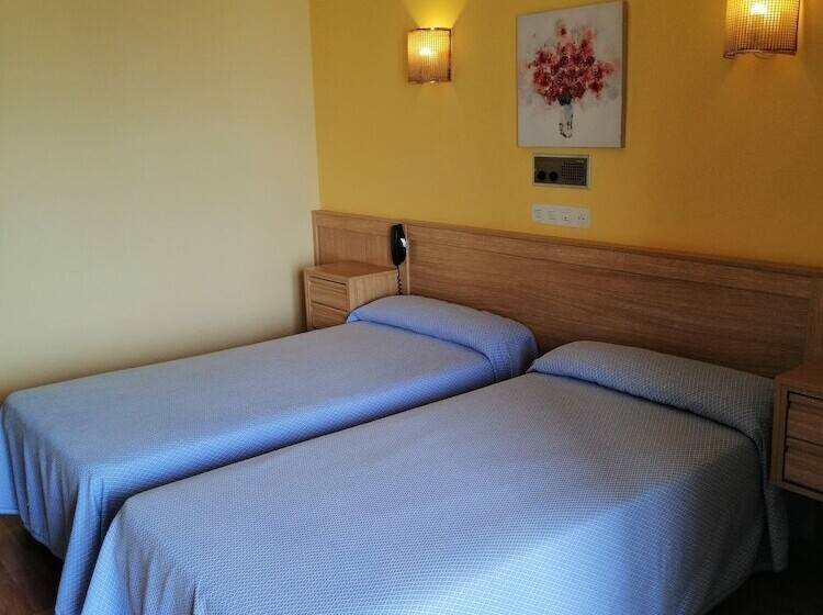 هتل Moon Dreams La Lanzada