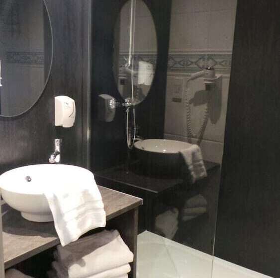 هتل De Brunville & Spa