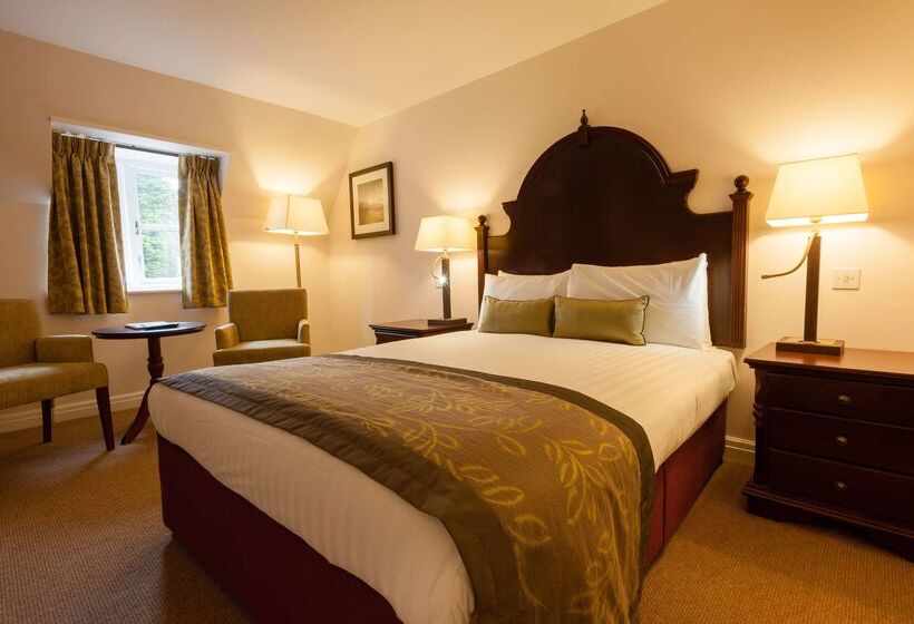 בית מלון כפרי De Vere Tortworth Court