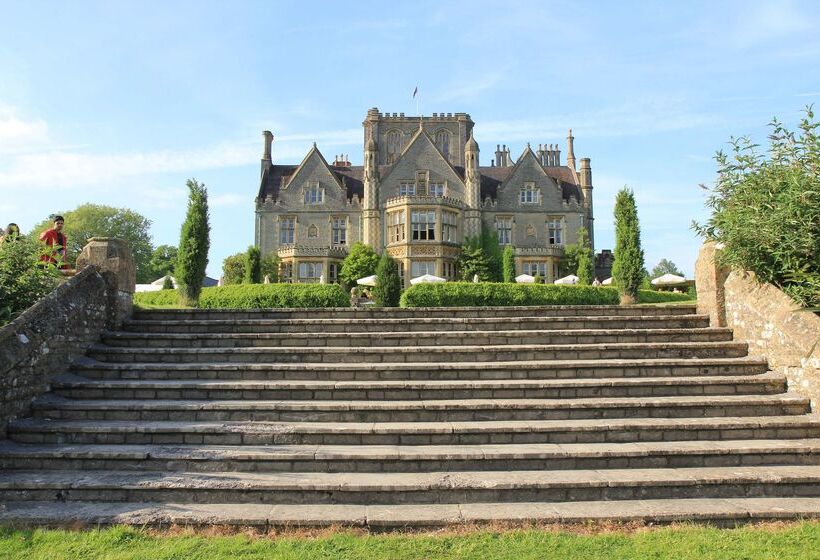 בית מלון כפרי De Vere Tortworth Court