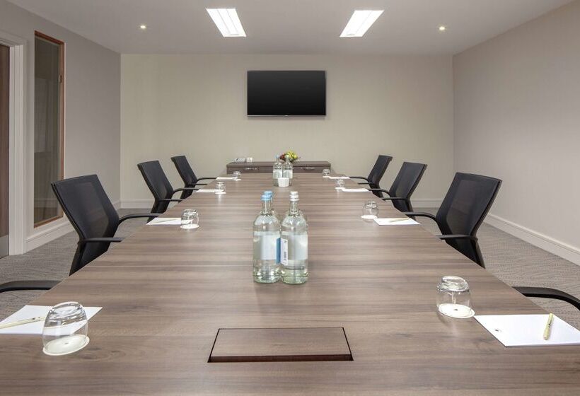 هتل Doubletree By Hilton Bristol