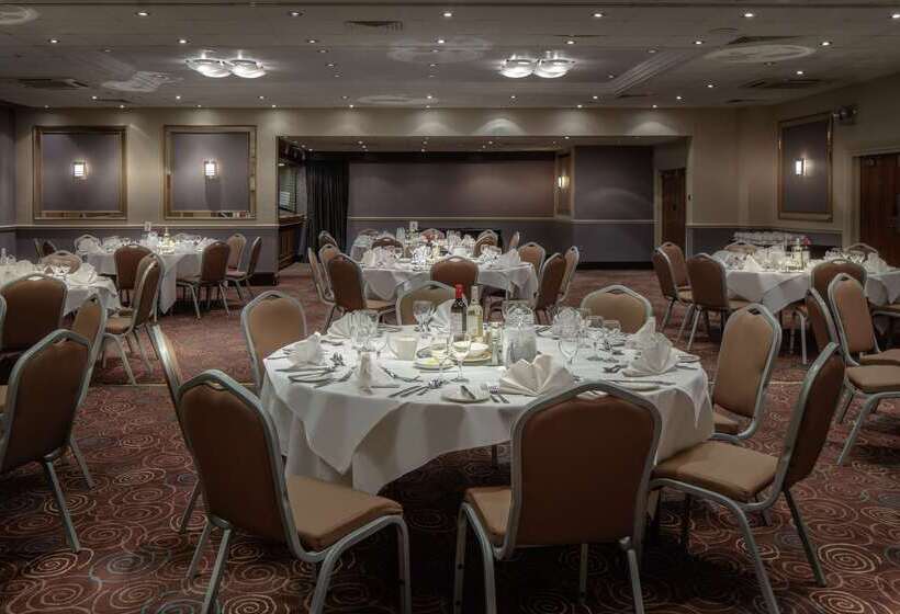 هتل Doubletree By Hilton  Bristol City Centre