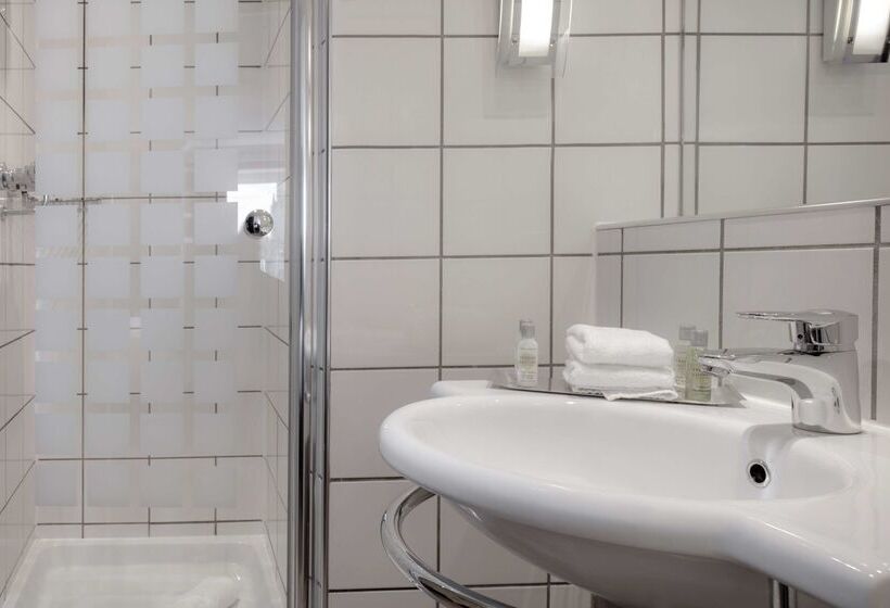 هتل Doubletree By Hilton Bristol