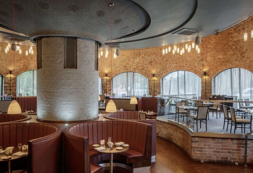 هتل Doubletree By Hilton Bristol