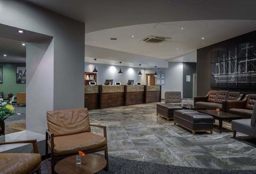 هتل Doubletree By Hilton  Bristol City Centre