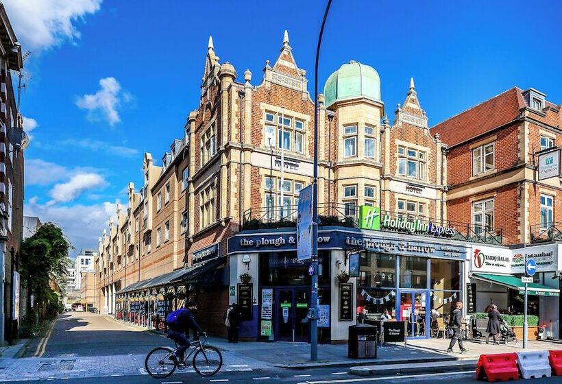 בית מלון כפרי Holiday Inn Express London Hammersmith, An Ihg