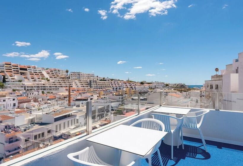 ホテル Indigo Albufeira by IHG