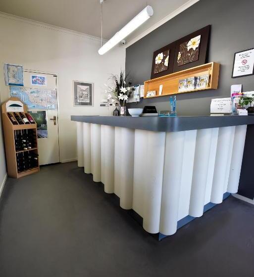 호텔 Lorne Coachman Inn