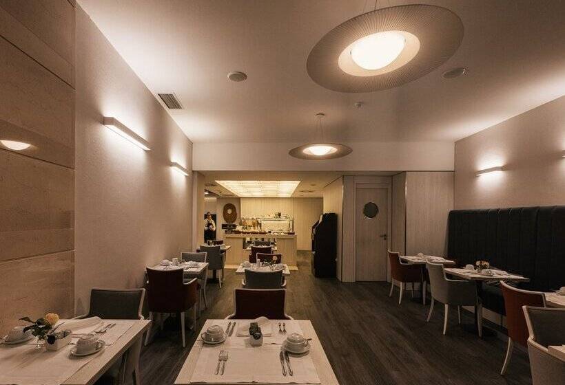 Fotos del hotel Marques De Pombal:  25