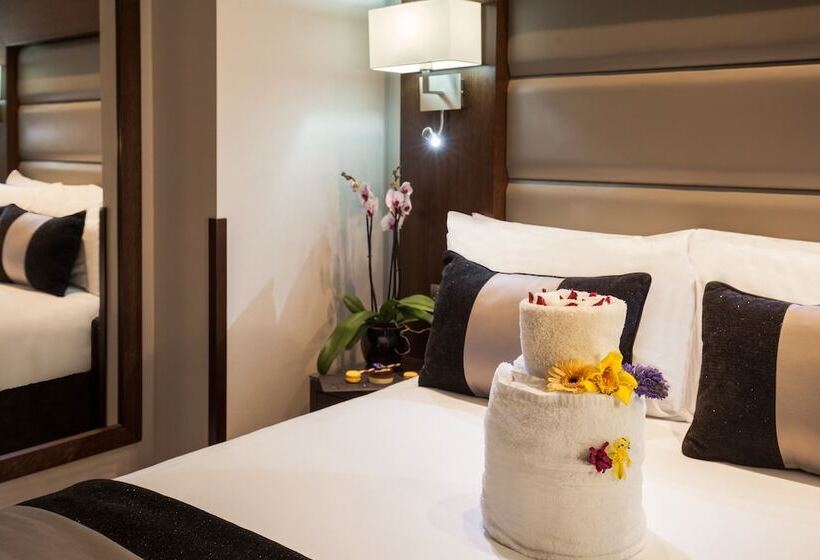 호텔 Park Grand Paddington Court