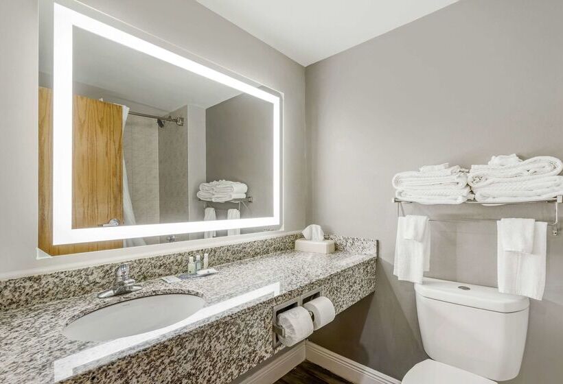 فندق Quality Inn Conference Center At Citrus Hills