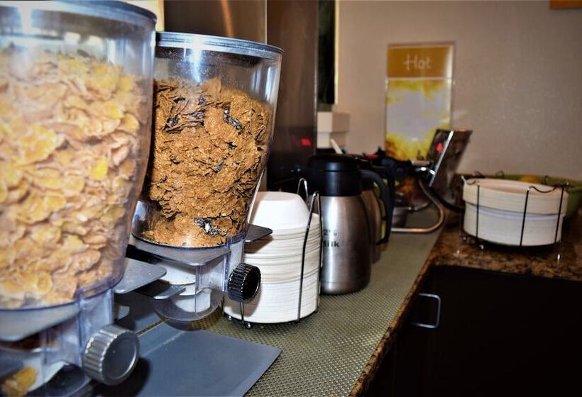 فندق Quality Inn Conference Center At Citrus Hills