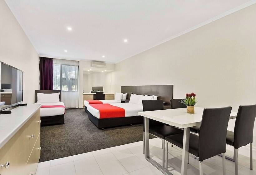 Quality Hotel Manor