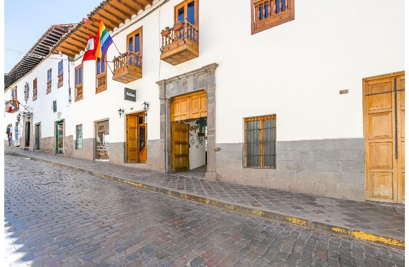 Hotel Selina Plaza De Armas Cusco